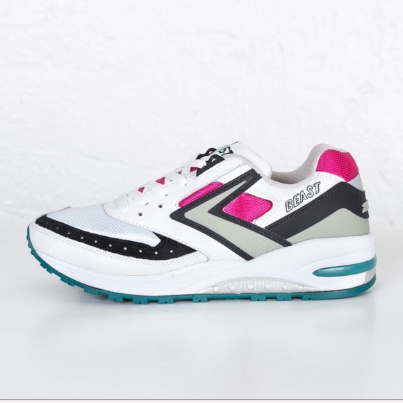 old school brooks shoes